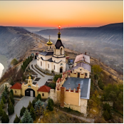  Flower Delivery Moldova